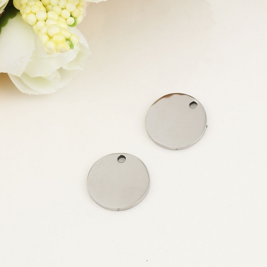 Picture of 3 PCs Stainless Steel Blank Stamping Tags Charms Round Silver Tone Double-sided Polishing 15mm Dia.