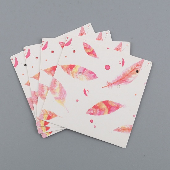 Immagine di Carta Cartoncini Espositori per Gioielli Quadrato Rosa Piuma Disegno 59mm x 59mm, 50 Fogli