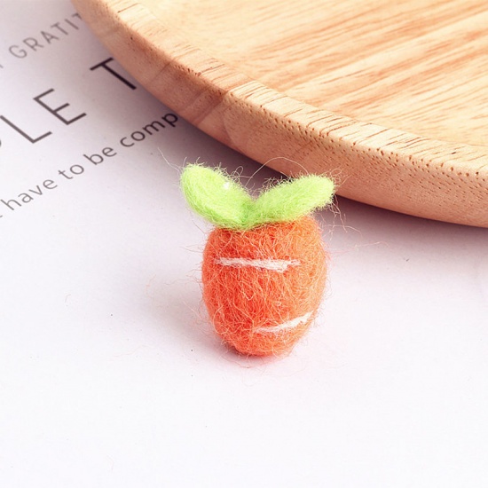 Picture of Wool Felt For DIY & Craft Green Orange Carrot 43mm(1 6/8") x 28mm(1 1/8"), 1 Piece