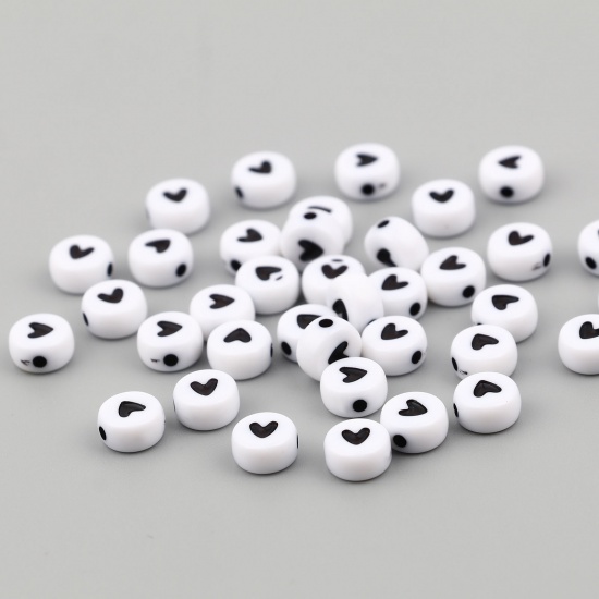 Picture of Acrylic Beads Flat Round Black & White Heart Pattern About 7mm Dia., Hole: Approx 1.4mm, 1000 PCs