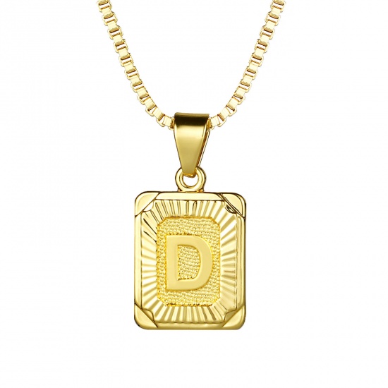 Immagine di Rettangolo Lettera Maiuscola Messaggio " D " Collana con Ciondolo All'Ingrosso, 24K Vero Oro Placcato Ottone Catena a Casella, Donne Ecologico Squisito Elegante Regalo Gioielli Per Rivenditore, 55.5cm - 55cm Lunghezza, 1 Pz