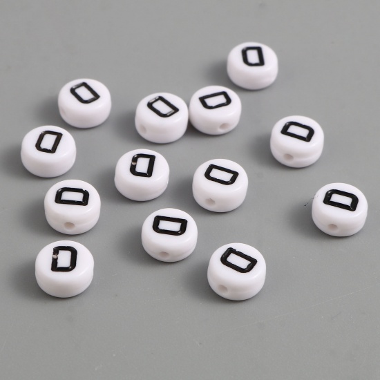 Image de Perles en Acrylique Plat-Rond Noir & Blanc Alphabet Initial/ Lettre Majuscule Message " D " Env. 7mm Dia, Trou: env. 1.4mm, 500 Pcs