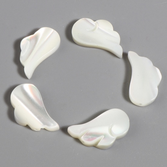 Picture of Natural Shell Loose Beads Wing Creamy-White About 16mm x 9mm, Hole:Approx 0.8mm, 5 PCs
