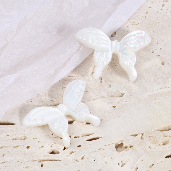 Immagine di Insetto Conchiglia Sciolto Perline Farfalla Bianco Lunghezza: 20mm, Larghezza: 14mm, Foro:Circa 0.7mm, 1 Pz