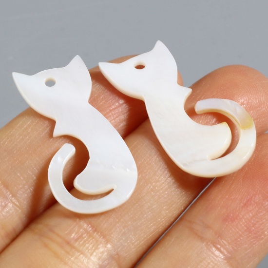 Picture of Natural Shell Charms Cat Animal White 29mm x 15mm - 28mm x 13mm, 2 PCs