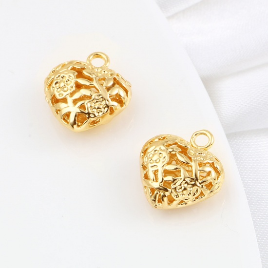 Imagen de Latón día de San Valentín Colgantes Charms Corazón 18K Oro Real Chapado Flor 14mm x 13mm, 5 Unidades