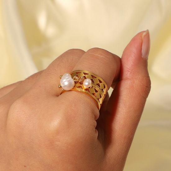 Изображение 1 Piece Vacuum Plating Stainless Steel & Natural Pearl Open Adjustable Rings 18K Real Gold Plated White Circle Ring