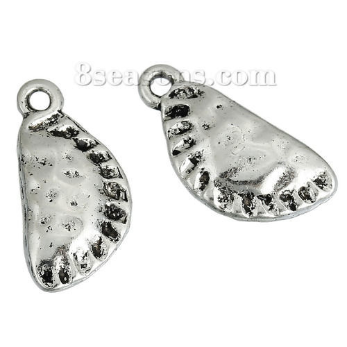 Picture of Zinc Based Alloy Charms Pendants Cornish Pasty Antique Silver Color 22mm( 7/8") x 10mm( 3/8"), 10 PCs