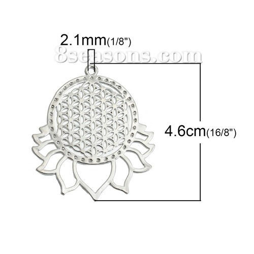 真鍮 生命の花 ペンダント シルバートーン 透かし彫刻 4.6cmx 4cm、 1 個 の画像