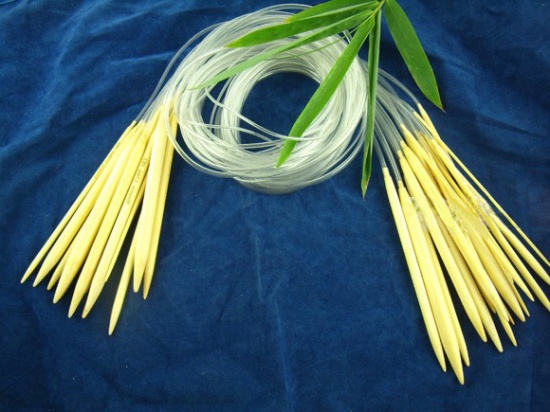 Picture of (UK000-14 10.0mm-2.0mm) Bamboo Circular Knitting Needles Natural 80cm(31 4/8") long, 1 Set ( 17 PCs/Set)