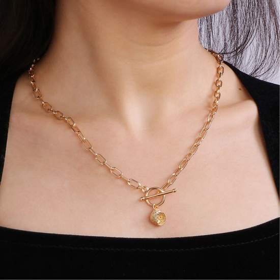 Picture of 1 Piece Eco-friendly Vacuum Plating Stylish Ocean Jewelry 18K Real Gold Plated Copper Paperclip Chain Conch/ Sea Snail Pendant Necklace For Women Party 51cm(20 1/8") long