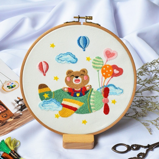 Picture of Fabric Embroidery Kit Package DIY Handmade Decoration Multicolor Airplane Bear 29cm x 29cm, 1 Set