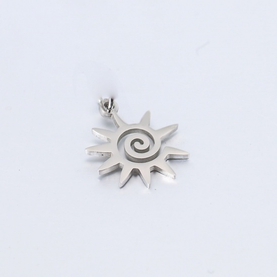 Imagen de 304 Acero Inoxidable Galaxia Colgantes Charms Sol Tono de Plata Hélice 15mm x 13mm, 1 Unidad