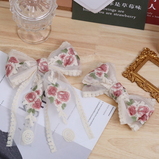 Picture of Organza Satin Gift Flower Packaging Ribbon White Flower Embroidered 9cm, 1 Roll (Approx 4.5 M/Roll)