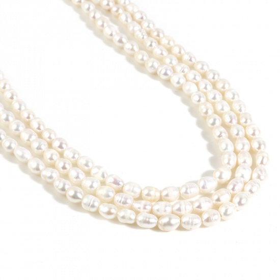 Picture of Natural Freshwater Cultured Pearl Baroque Beads Oval White About 6x4.5mm - 5x3.5mm, Hole: Approx 0.5mm, 35cm(13 6/8") long, 1 Strand (Approx 55 PCs/Strand)