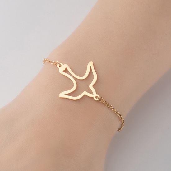 Picture of Stainless Steel Pet Silhouette Bracelets Gold Plated Bird Animal Hollow 13.5cm(5 3/8") long, 1 Piece