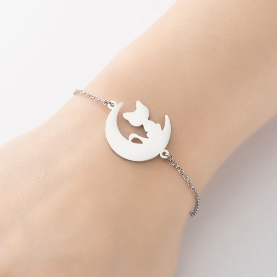 Picture of Stainless Steel Pet Silhouette Bracelets Silver Tone Half Moon Cat 13.5cm(5 3/8") long, 1 Piece