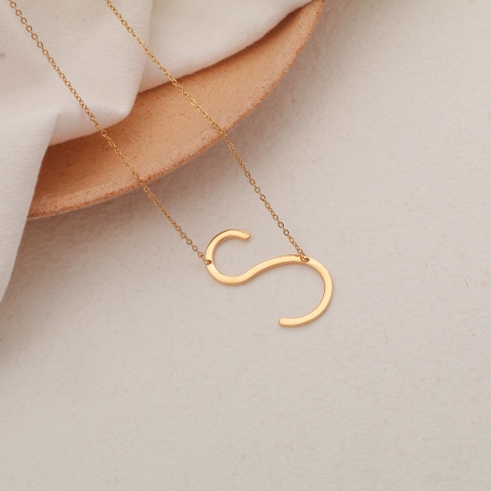 Picture of Eco-friendly Simple & Casual Stylish 18K Gold Color 316 Stainless Steel Rolo Chain Initial Alphabet/ Capital Letter Message " S " Pendant Necklace For Women Mother's Day 45cm(17 6/8") long, 1 Piece