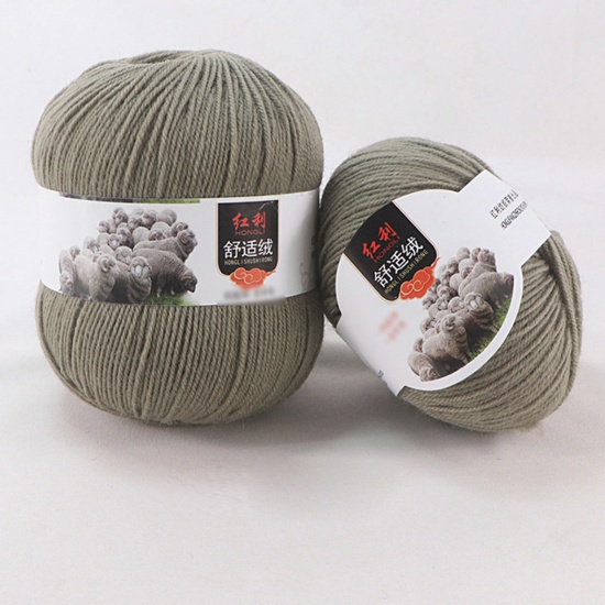Picture of Wool Blend Super Soft Knitting Yarn Gray 1 Roll
