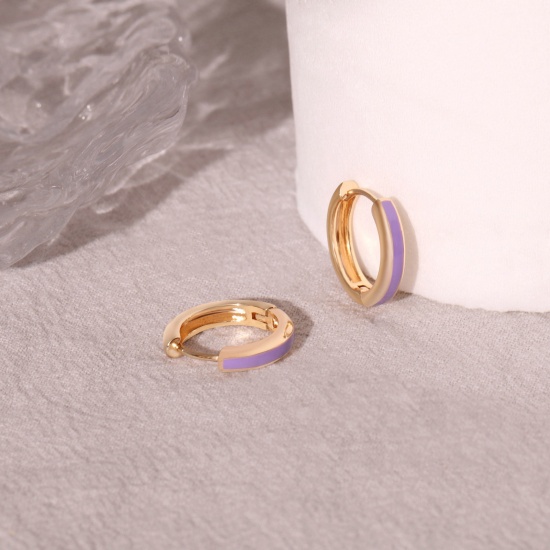 Immagine di 2 Pz Ecologico Elegante Squisito 18K Vero Oro Placcato Viola Chiaro Ottone Smalto Orecchini Circolari Per Donne Regalo 12mm x 11mm, Posta / Filo Dimensione: 0.8mm(20 misura)