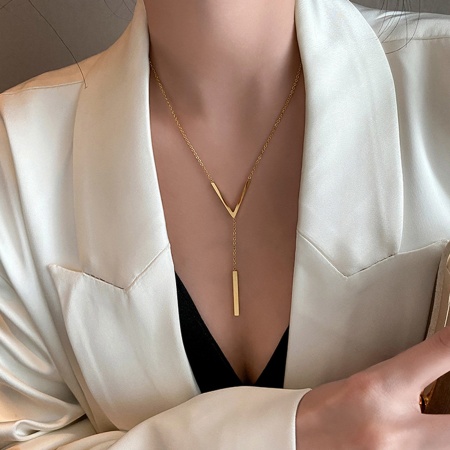 Titanio Acero Estilo Ins Cable Cadena Cruz Collares Chapado en Oro de 18K Forma V Panícula 41cm longitud, 1 Unidad