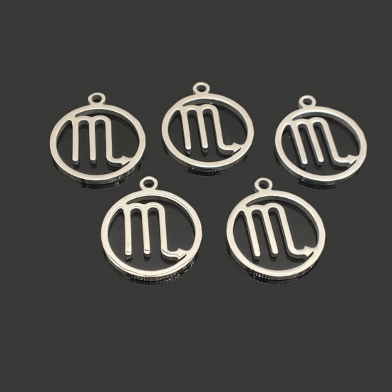 Bild von 202 Edelstahl Charms Rund Silberfarbe Sternbild Skorpion Hohl 18mm x 16mm, 5 Stück