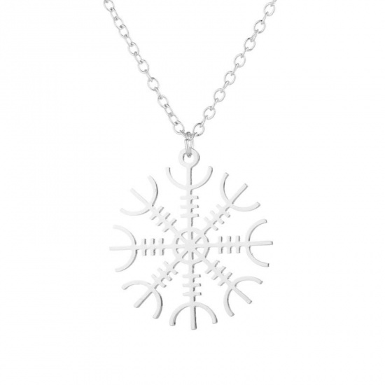 Picture of 201 Stainless Steel Stylish Link Cable Chain Necklace Silver Tone Christmas Snowflake 45cm(17 6/8") long, 1 Piece