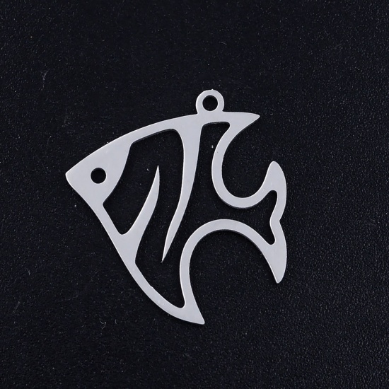 201ステンレス鋼 海ジュエリー チャーム 魚 シルバートーン 透かし 23mm x 22mm、 5 個 の画像