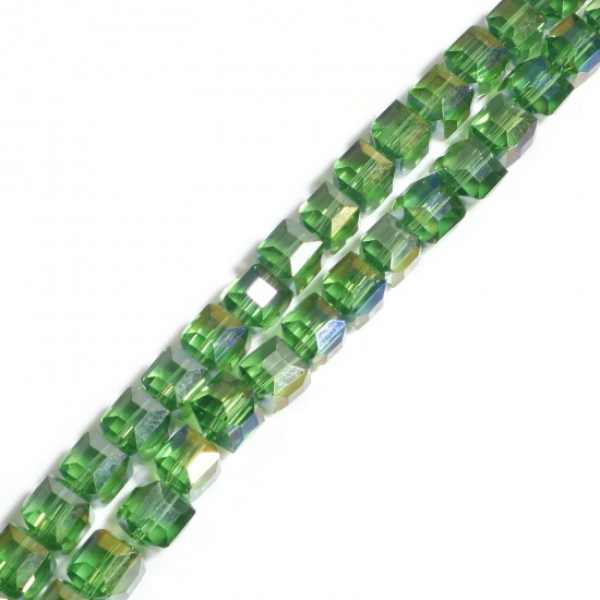 Immagine di Vetro Perline Cubo Erba Verde AB Colore Sfaccettato Circa 6mm x 6mm, Foro: Circa 1.2mm, lunghezza: 58.5cm, 1 Filo (Circa 98 Pezzi/Treccia)