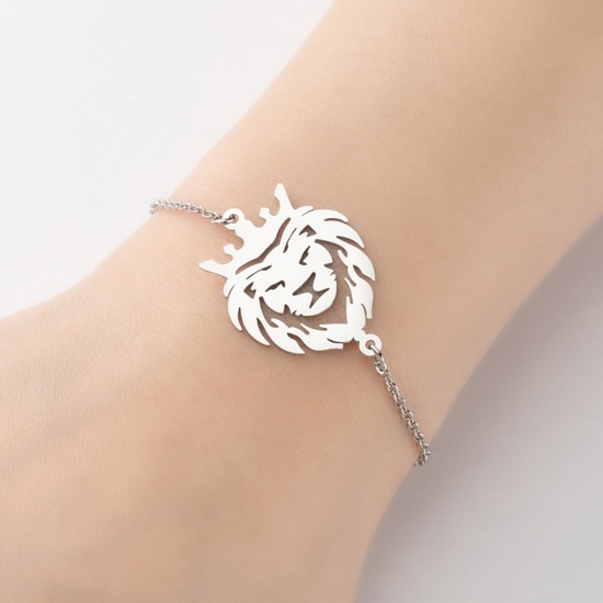 Picture of 304 Stainless Steel Link Cable Chain Bracelets Silver Tone Lion Hollow 13.5cm(5 3/8") long, 1 Piece