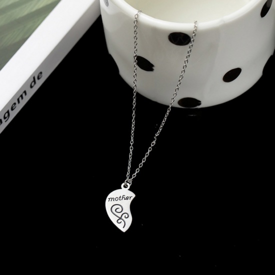 Picture of Eco-friendly 304 Stainless Steel Mother's Day Link Cable Chain Necklace Silver Tone Broken Heart Message " Mother " 42cm(16 4/8") long, 1 Piece