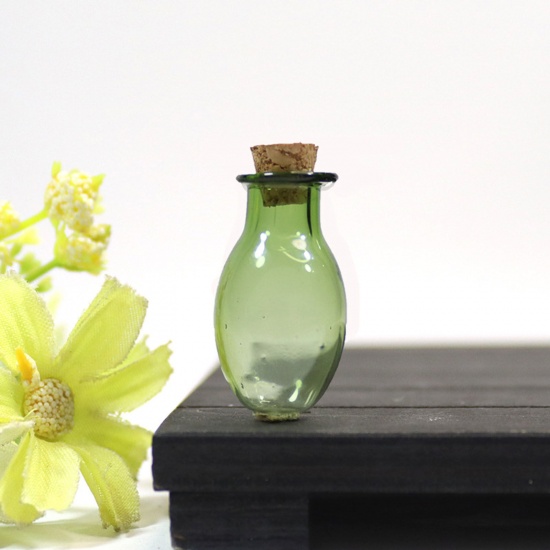 Immagine di 2 Pz Bottiglia Di Vetro Medaglione Ovale Erba Verde 27mm x 15mm
