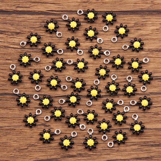 Picture of 304 Stainless Steel Flora Collection Charms Silver Tone Black Daisy Flower Enamel 10mm x 7mm, 10 PCs
