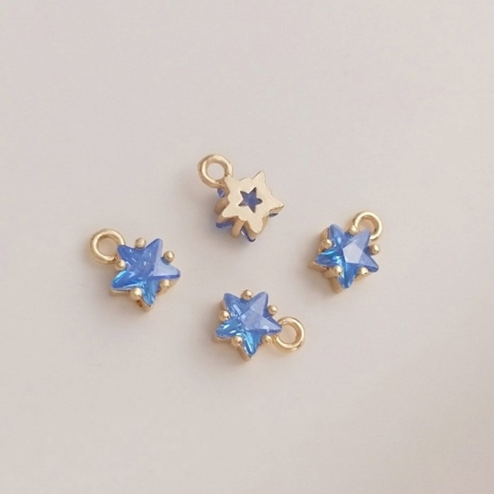 Image de 2 Pcs Breloques Pierres de Naissance en Laiton Etoile Plaqué Or Réel 14K décembre à Zircone Cubique Bleu Clair 7.5mm x 5mm                                                                                                                                    