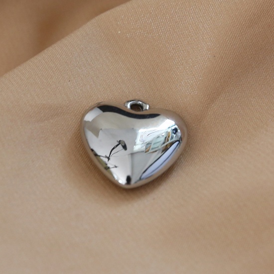 Imagen de Resina Serie de Geometría Colgantes Charms Corazón Tono de Plata 21mm x 20mm, 5 Unidades