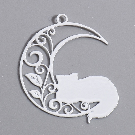 Bild von Eisenlegierung Filigran Stempel Verzierung Charms Weiß Halbmond Katze Hohl 26mm x 22mm, 10 Stück