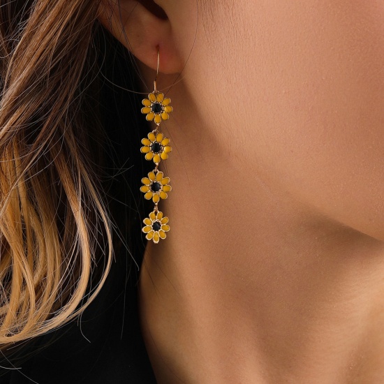 Picture of Brass Pastoral Style Tassel Earrings Gold Plated Yellow Daisy Flower Enamel 6cm x 1cm, 1 Pair                                                                                                                                                                 