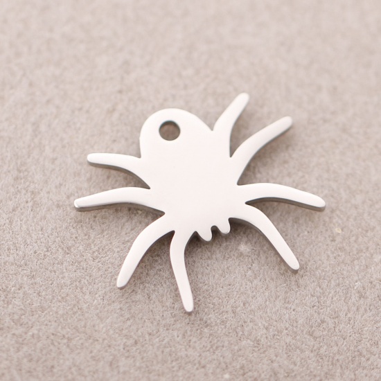 Picture of 304 Stainless Steel Charms Silver Tone Halloween Spider Animal 17mm x 15mm, 3 PCs