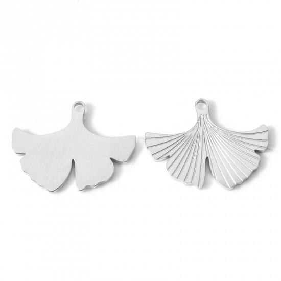 Picture of 304 Stainless Steel Flora Collection Charms Silver Tone Gingko Leaf 17mm x 13mm, 1 Piece