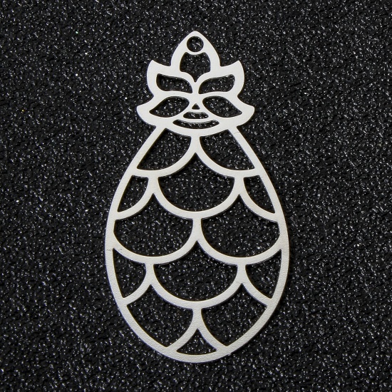 Image de 10 Pcs Pendentifs Estampe en Filigrane en Alliage de Fer Argent Mat Ananas Creux 3.8cm x 2cm