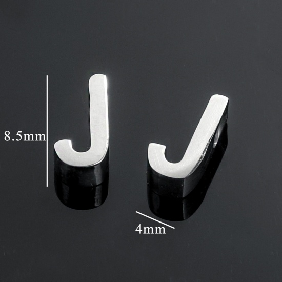 5 個 304ステンレス鋼 チャーム レター シルバートーン 文字「 J」 8.5mm x 4mm の画像