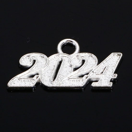 Immagine di 20 Pz Lega di Zinco Anno Charms Argento Placcato Lettere " 2024 " 28mm x 14mm