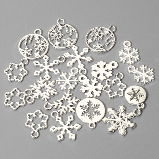 Picture of 20 PCs Zinc Based Alloy Christmas Charms Silver Plated At Random Mixed Snowflake