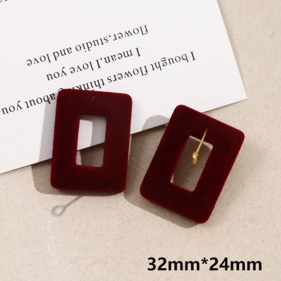 Immagine di 2 Pz Acrilato Geometrico Ciondoli Rettangolo Colore di Vino Rosso Floccaggio 3.2cm x 2.4cm