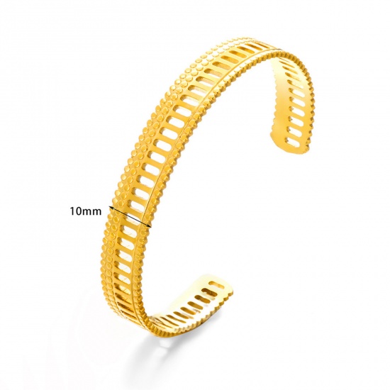 Picture of 1 Piece Eco-friendly Vacuum Plating 304 Stainless Steel Open Cuff Bangles Bracelets 18K Gold Color Stripe Textured 5.8cm Dia.
