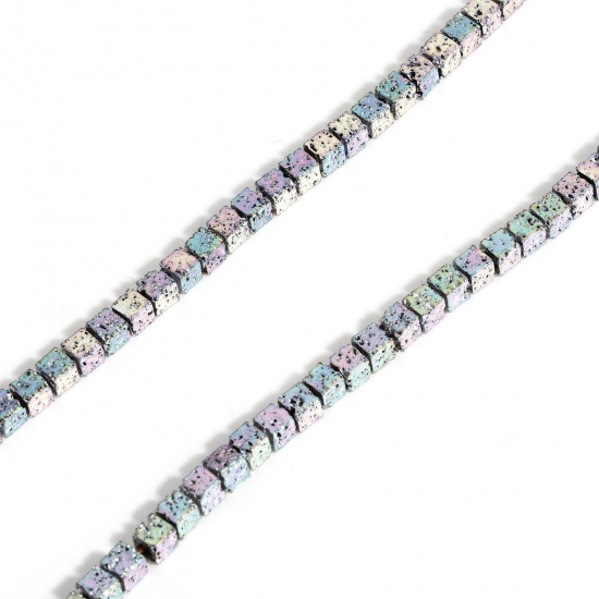 Image de 1 Enfilade (Env. 116 Pcs/Enfilade) (Classement A) Perles pour DIY Fabrication de Bijoux de Pendentife en Hématite （ Plaquage ） Cube Violet Clair & Vert Clair 3mm x 3mm, Trou: env. 1mm, 40cm long