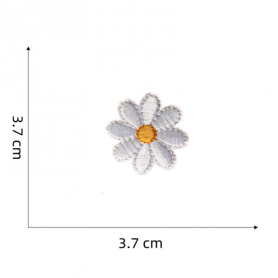 Picture of 5 PCs Polyester Iron On Patches Appliques (With Glue Back) DIY Sewing Craft Clothing Decoration White Flower 3.7cm x 3.7cm