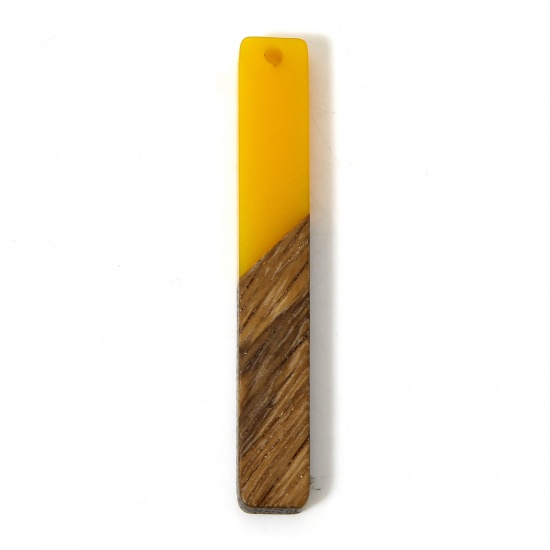 5 個 木目調樹脂 ペンダント 黄色 長方形 5.2cm x 0.8cm の画像