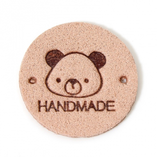 Immagine di 20 Pz TPU Etichetta Etichetta per Abbigliamento Tondo Beige come Pesca Orso Forma " Hand Made " 25mm