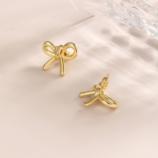 Image de 1 Paire Boucles d'Oreilles Puces Exquis en Laiton & Argent Pur Respectueux de la Nature À la Mode Nœuds Papillon Plaqué Or 18K Cadeau Pour Femmes 20mm x 17mm